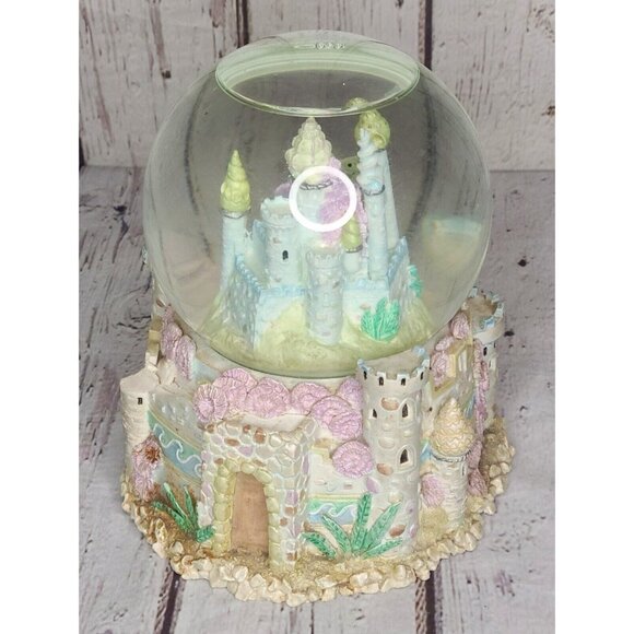 8" Vintage 1994 SFMBC Snow Globe "Under The Sea" Music Box Ocean Castle Glitter - Picture 3 of 6